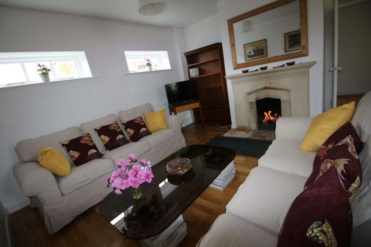 Prince Hill Cottages Worton  エクステリア 写真