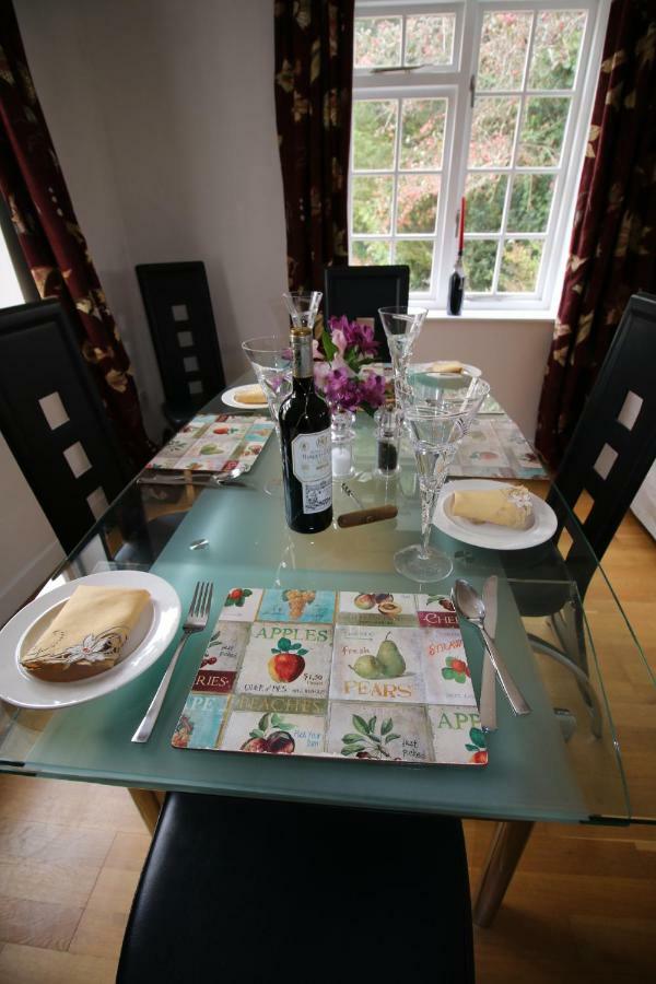 Prince Hill Cottages Worton  エクステリア 写真
